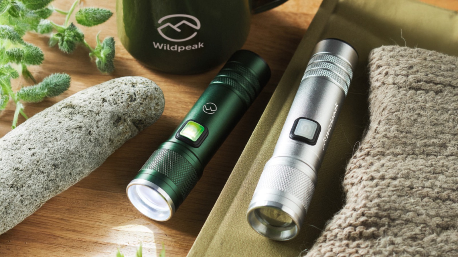 High-precision metallic flashlights with laser engraving for outdoor and lifestyle activities